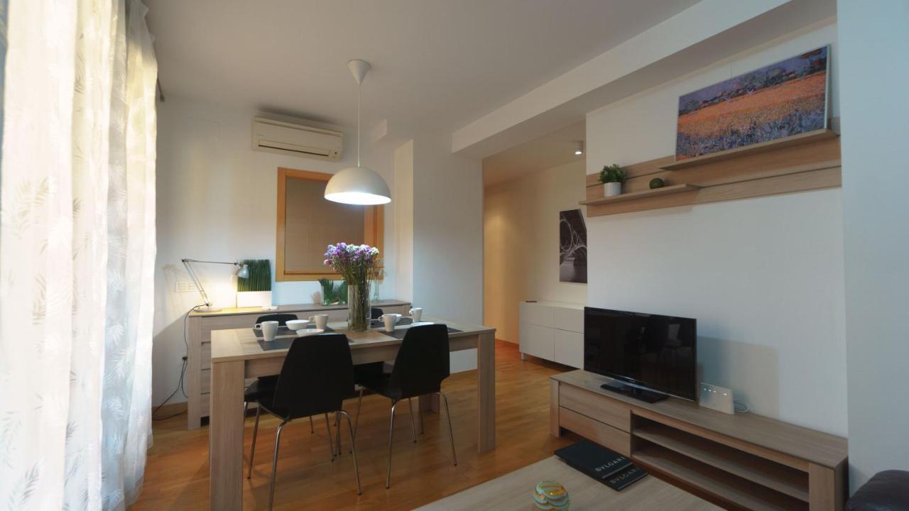 Rentalsevilla Coqueto Apartamento Con Terraza Privada Zewnętrze zdjęcie